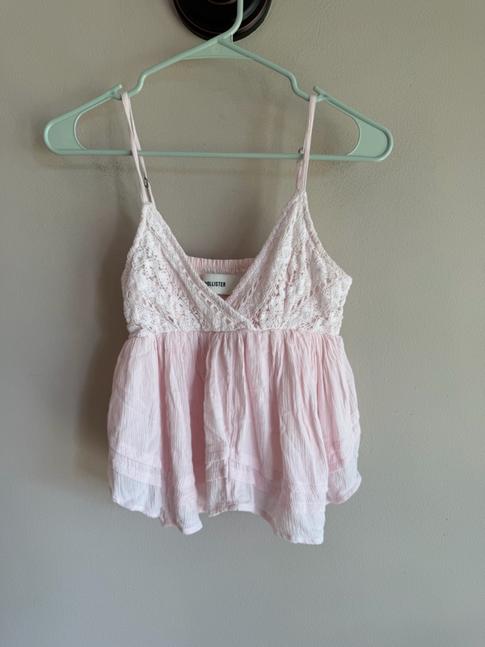 Hollister Light Pink Crochet Lace Babydoll Cami Top XS Boho Smocked Gauze